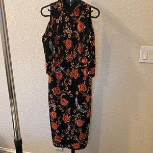 Black Floral Form-Fitting Black Dress Peek-aboo Shoulder